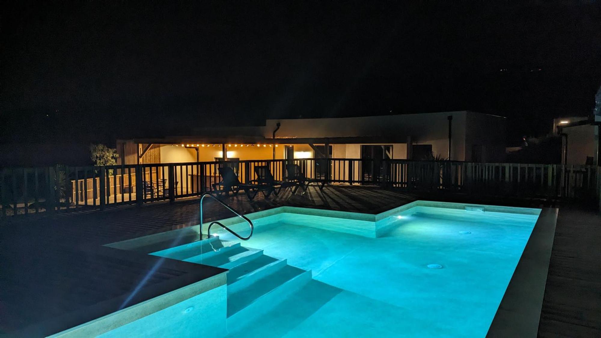 Camping Les Lodges Du Lagon Calvisson Eksteriør billede